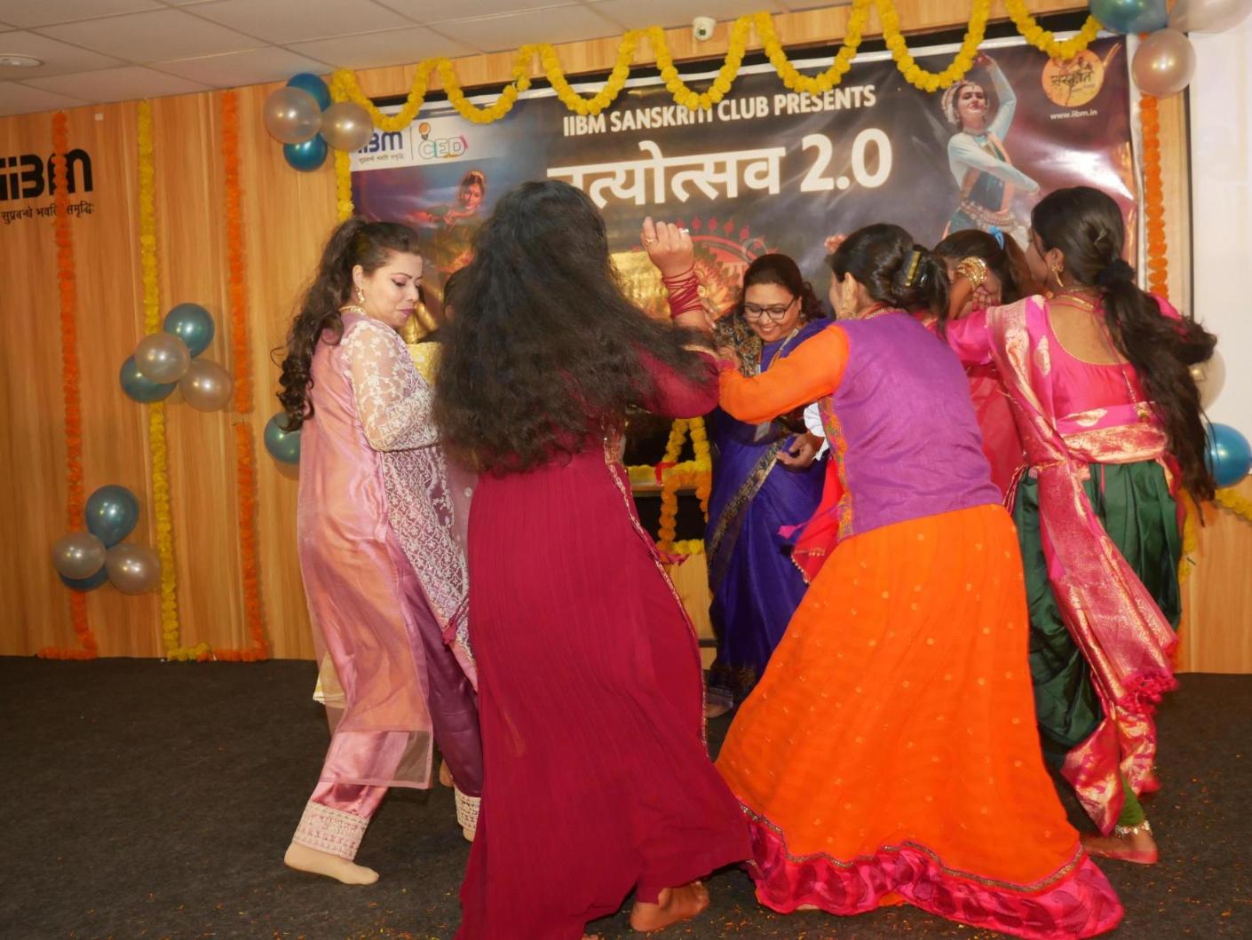 नृत्योत्सव 2.0 - Navratri Dance Competition at IIBM Patna